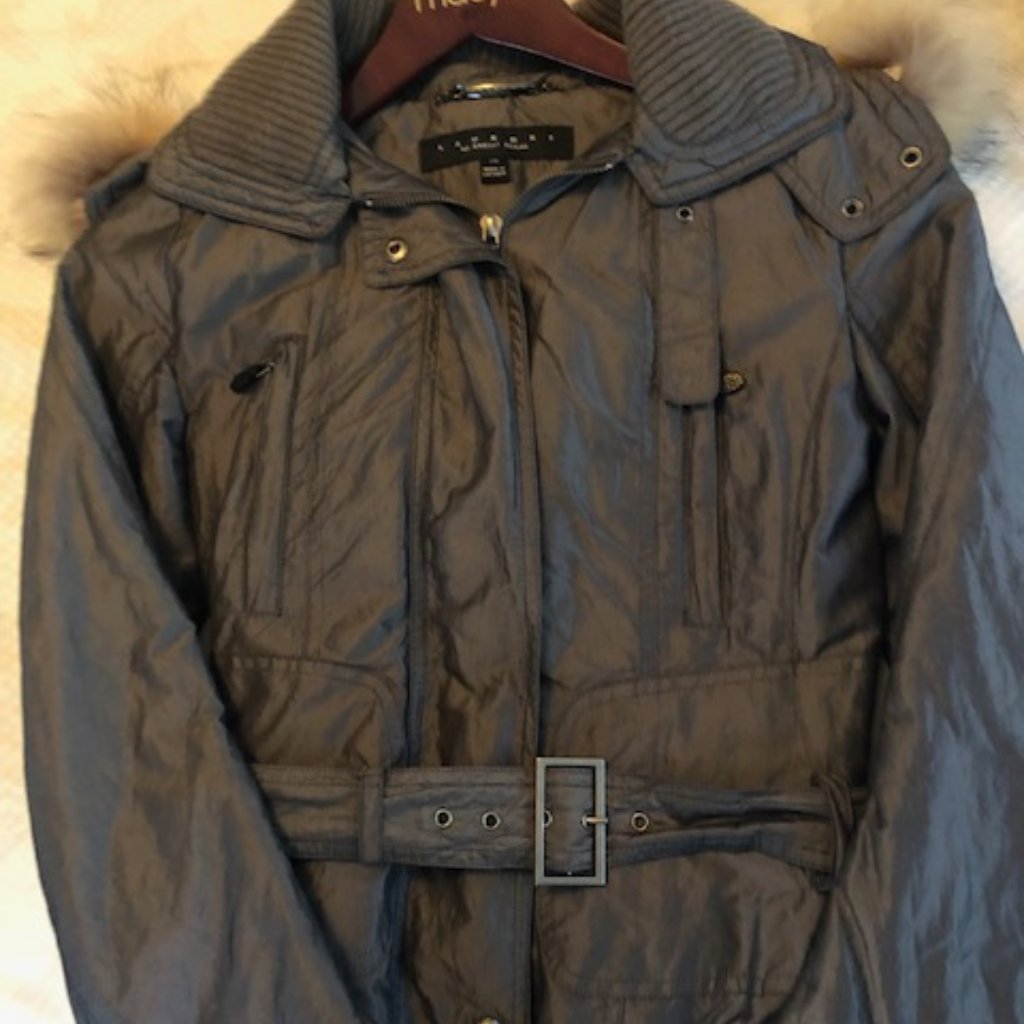 Ski/Winter Jacket W/ Real Fur - Laundry